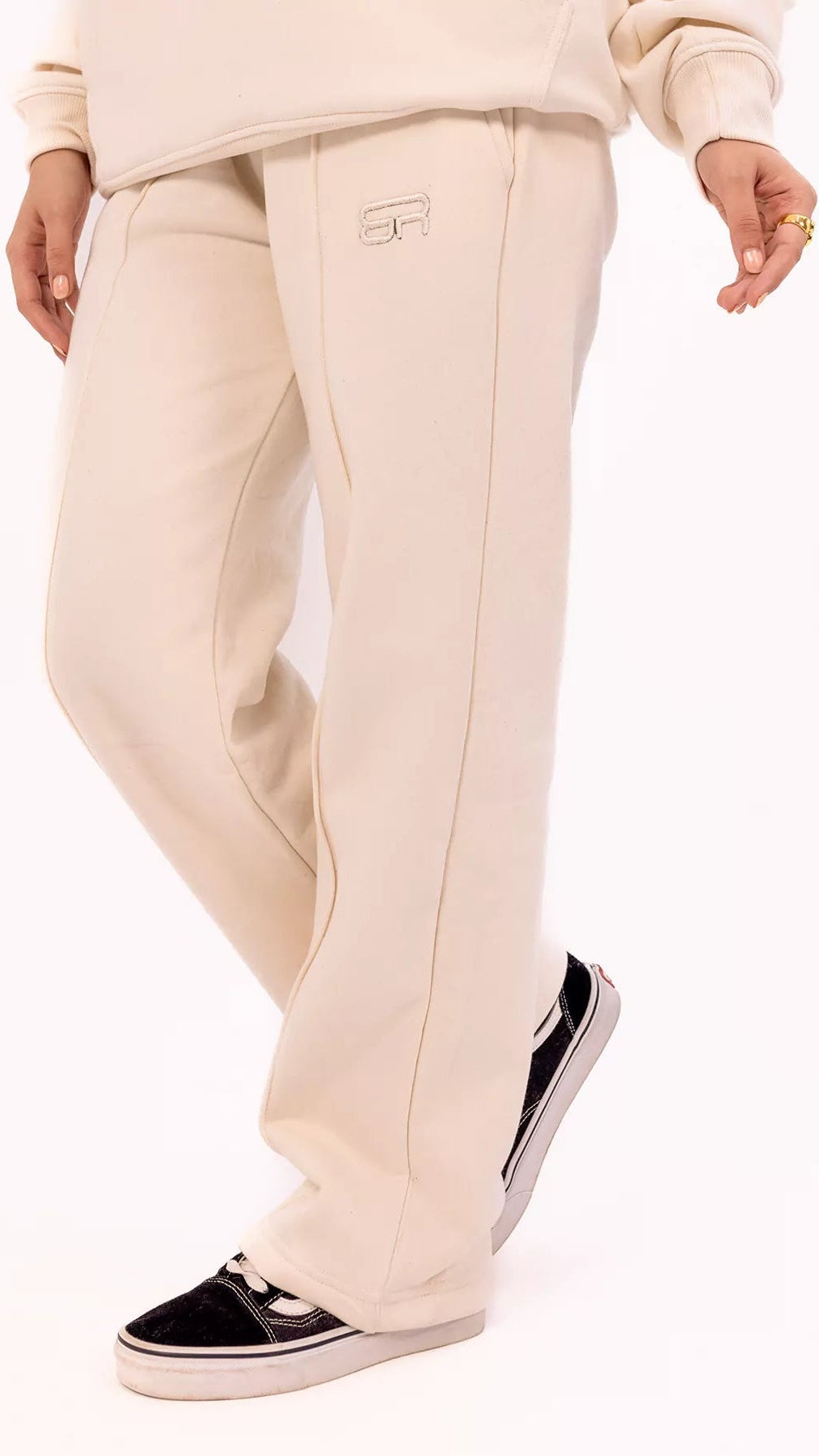 Wide Fit Pants In Cream Color