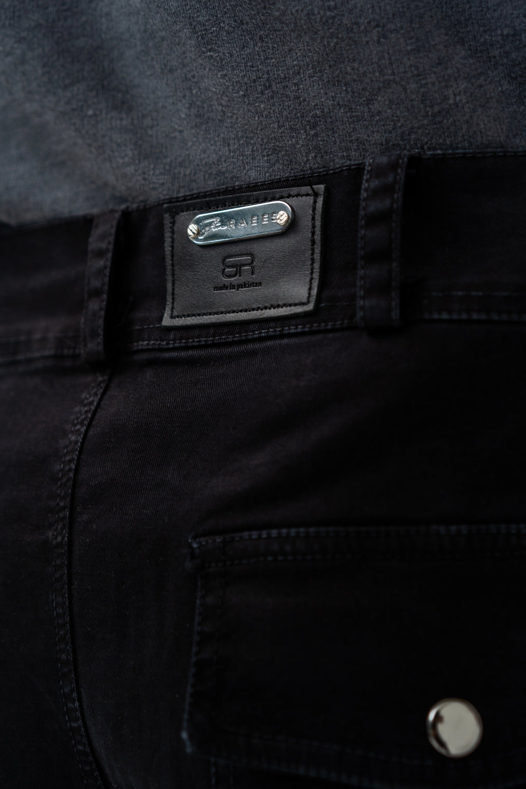 BLACK CARGO PANT
